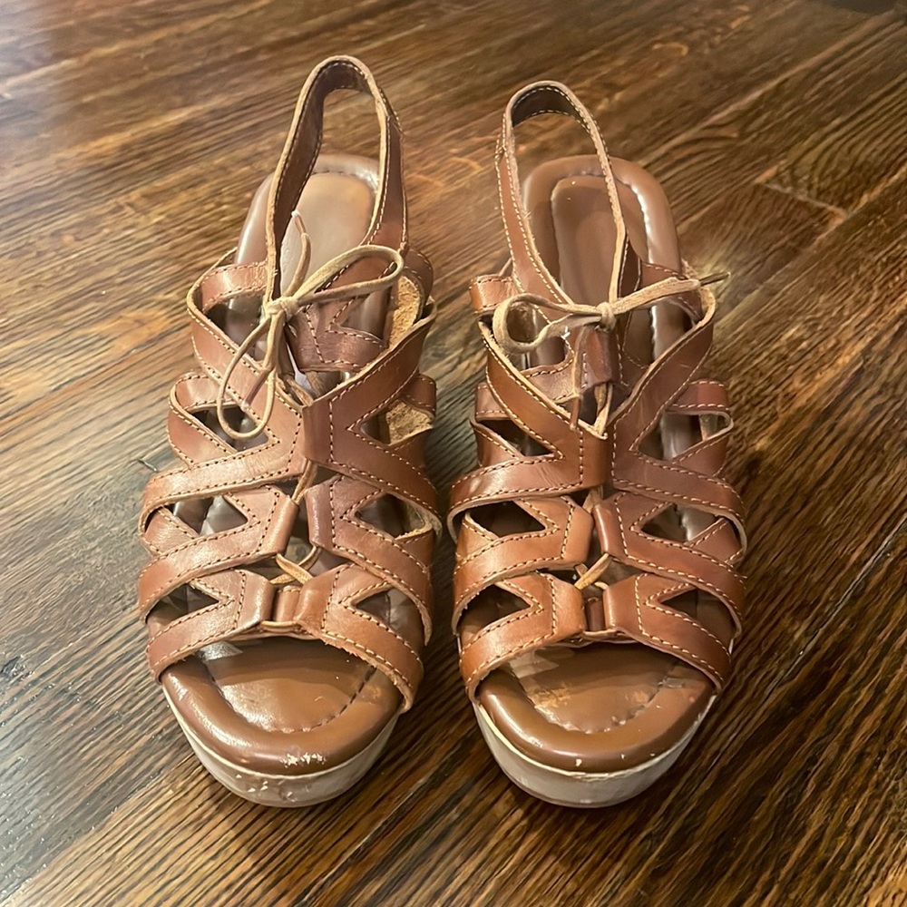 1937 Footwear Silverlake Leather Heeled Sandals